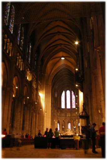 Wnętrze Katedry w Chartres